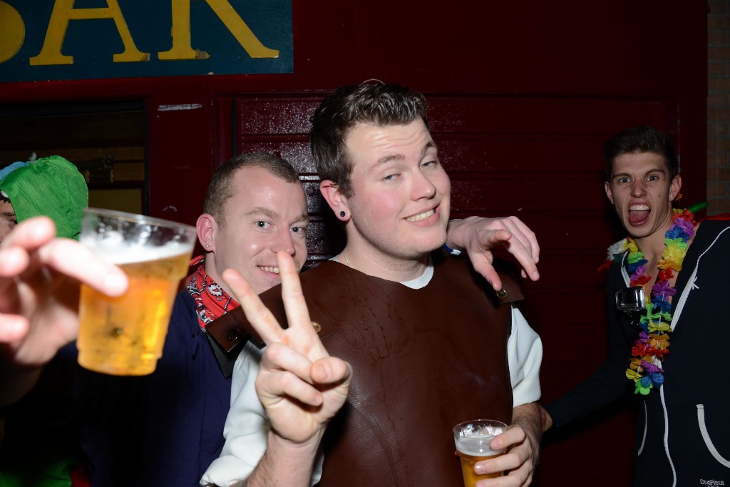 ../Images/Jubileum feest 5x11 241.jpg